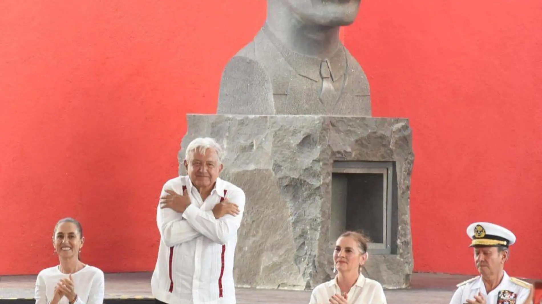 La presidenta electa señaló que este homenaje recupera la valentía de un héroe mexicano que quedó silenciado por años